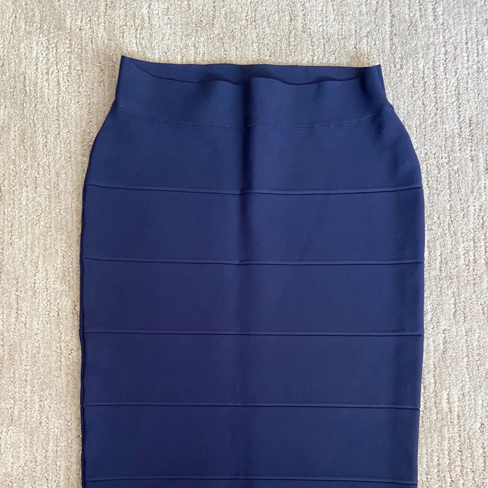 BCBG pencil skirt